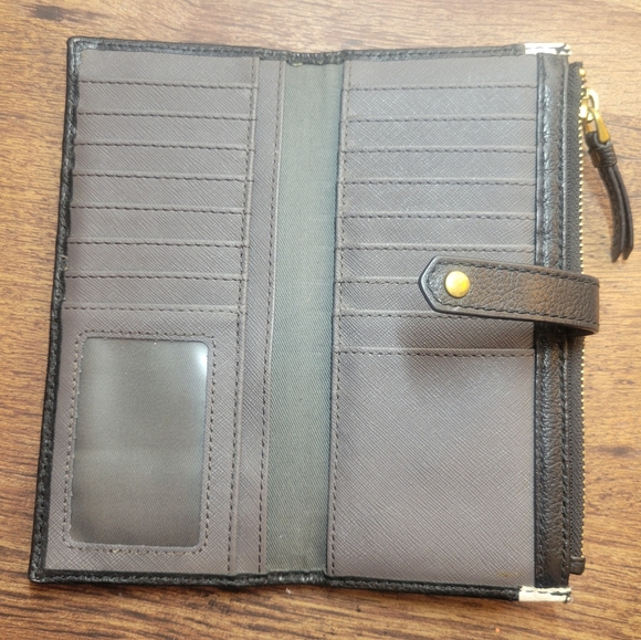 Fossil Wallet Black & White Leaher - 16 card slots, zip pocket, 2 side pockets - Picture 3 of 8